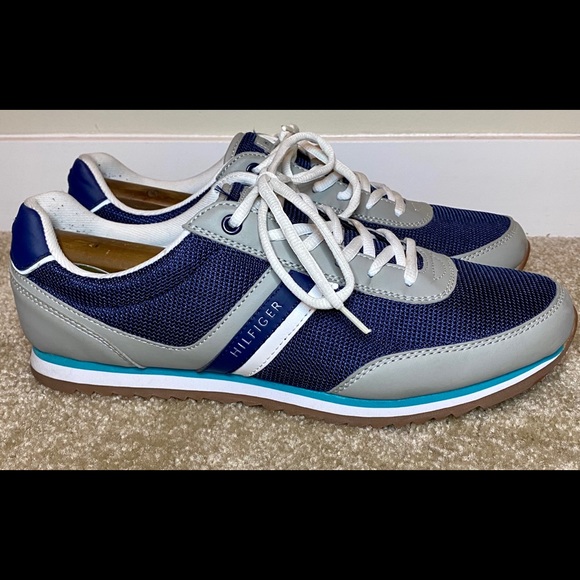 Tommy Hilfiger men’s size 10.5 Blue Silver Shoe - Picture 1 of 6